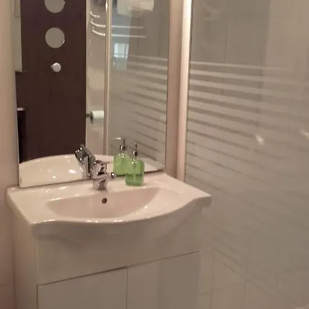 Le Ti'roussat Bed & Breakfast Saint-Andre-de-Cubzac