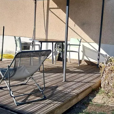 Oda ve Kahvaltı Le Ti'roussat