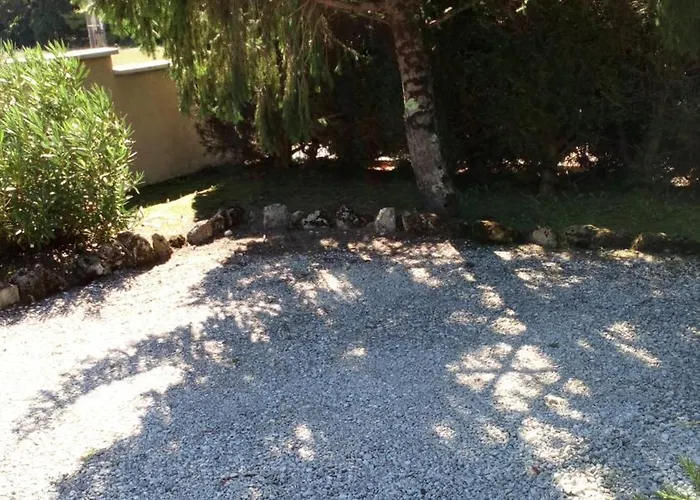 Bed & Breakfast Le Ti'roussat Saint-André-de-Cubzac