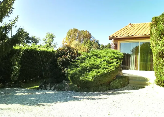 Le Ti'roussat Bed & Breakfast