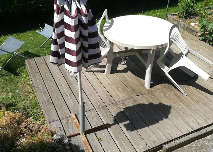 Le Ti'roussat Bed & Breakfast 3*